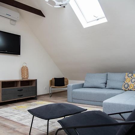 Apartman Veritas Mikulov Zewnętrze zdjęcie