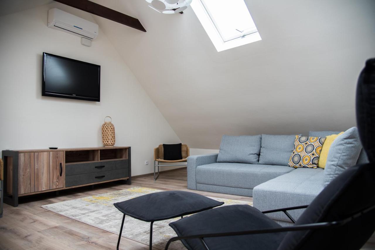 Apartman Veritas Mikulov Zewnętrze zdjęcie